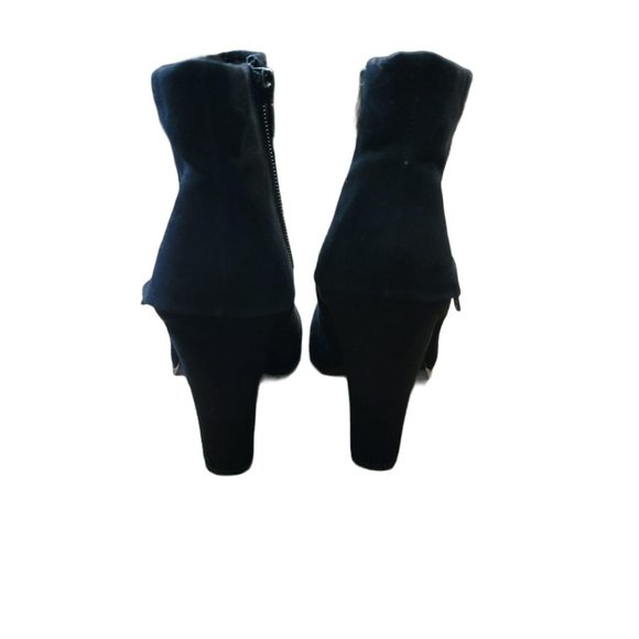 Black Suede Ankle Boots Booties Cuffed Side Zip Forever 21 Size 6 LH8146 - Picture 5 of 7